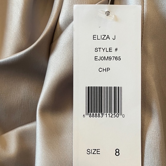 Eliza J Cocktail Dress - Picture 6 of 8